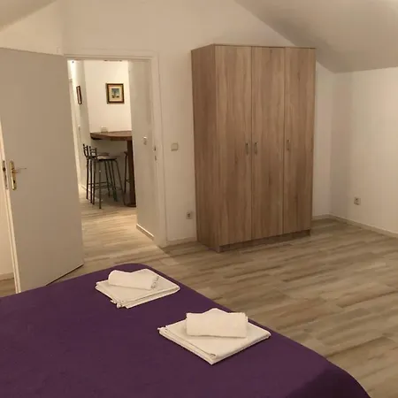 Lorko Apartman *