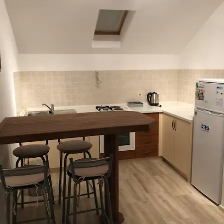 Lorko Apartman *